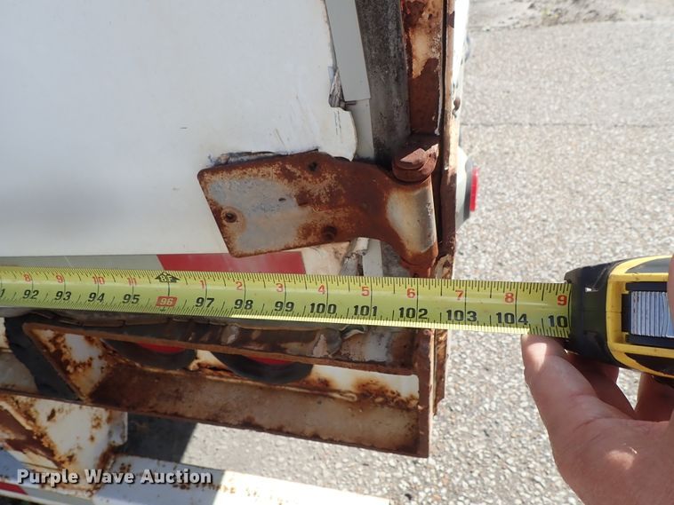 image for item DB7652 1999 Trailmobile dry van trailer