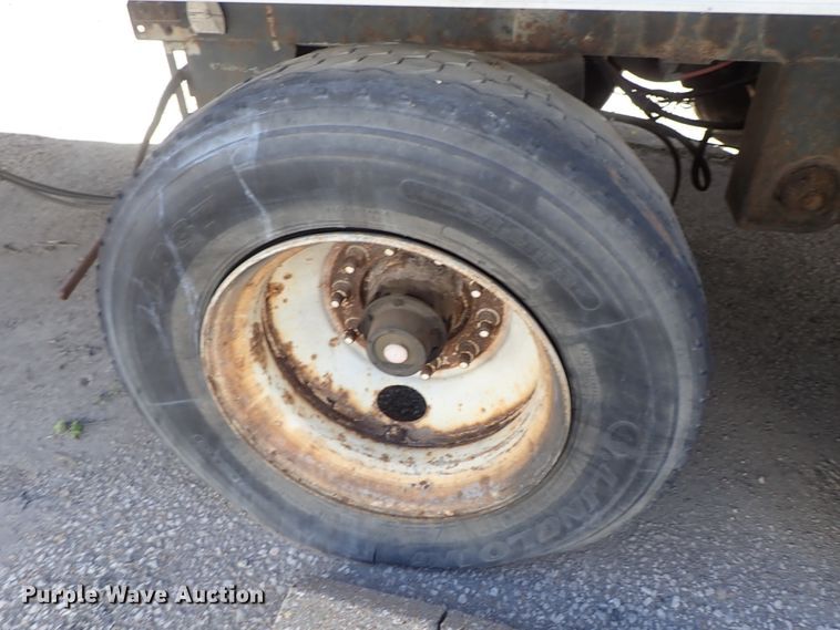 image for item DB7652 1999 Trailmobile dry van trailer