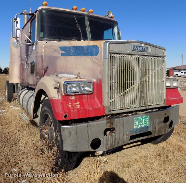 image for item DD6049 1985 White WIM semi truck