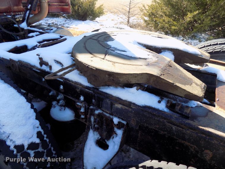 image for item DD6049 1985 White WIM semi truck