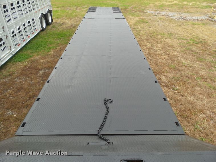 image for item DF0817 2010 Muv-All 5370 FTD drop deck equipment trailer