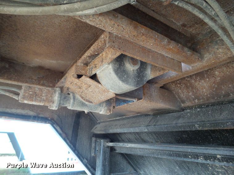 image for item DF0817 2010 Muv-All 5370 FTD drop deck equipment trailer