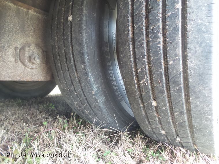 image for item DF0817 2010 Muv-All 5370 FTD drop deck equipment trailer