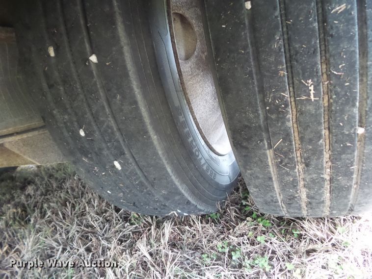 image for item DF0817 2010 Muv-All 5370 FTD drop deck equipment trailer