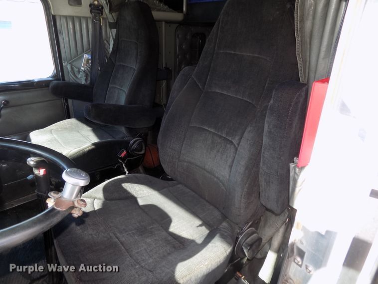 image for item DG2474 2000 Kenworth W900B semi truck