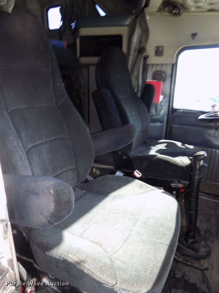 image for item DG2474 2000 Kenworth W900B semi truck