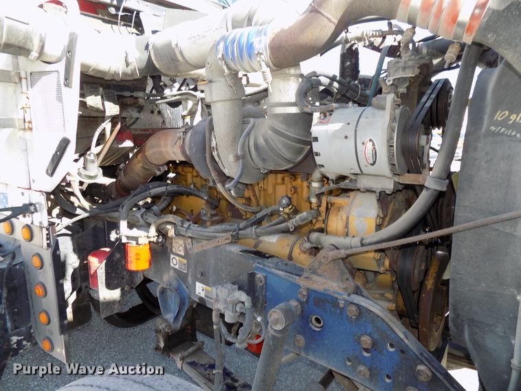 image for item DG2474 2000 Kenworth W900B semi truck