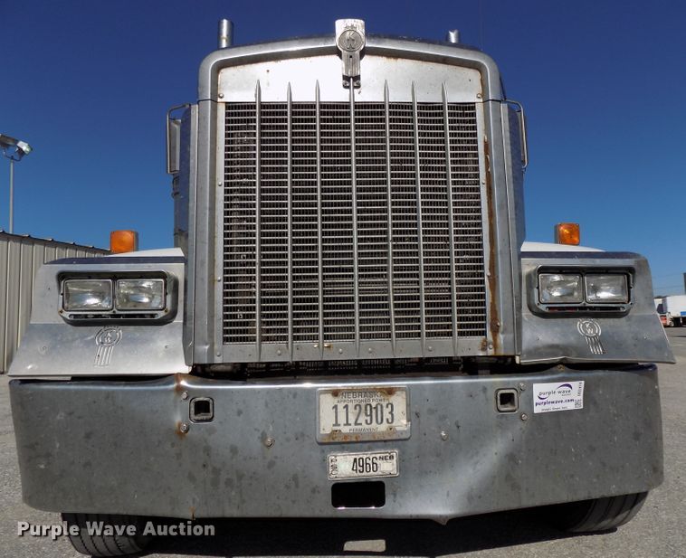 image for item DG2474 2000 Kenworth W900B semi truck