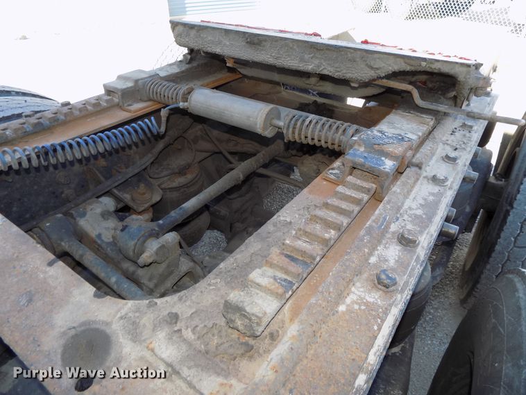 image for item DG2474 2000 Kenworth W900B semi truck