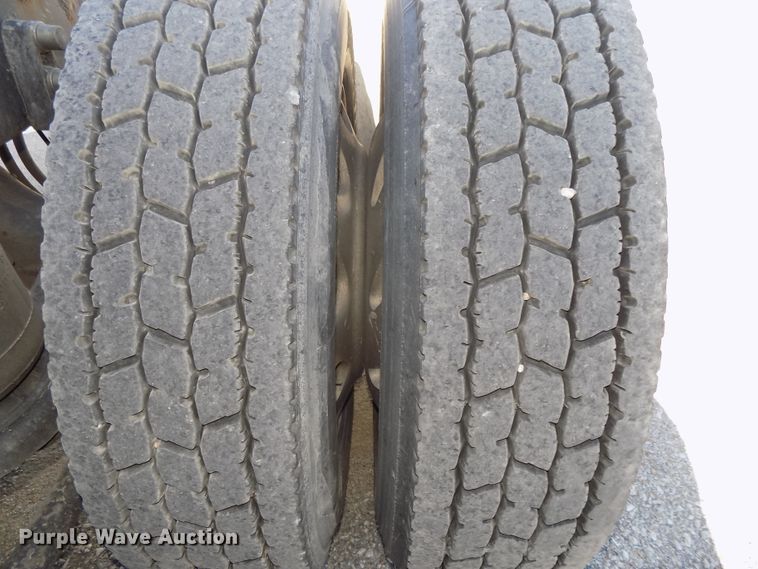 image for item DG2474 2000 Kenworth W900B semi truck