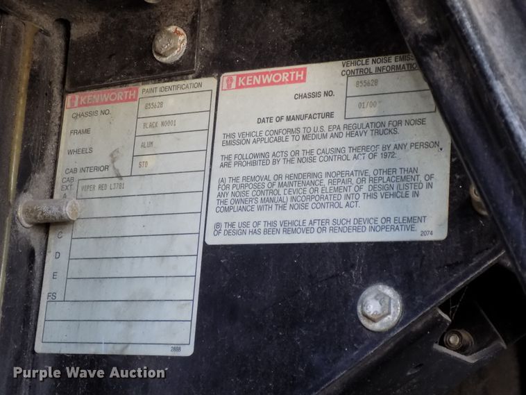 image for item DG2474 2000 Kenworth W900B semi truck