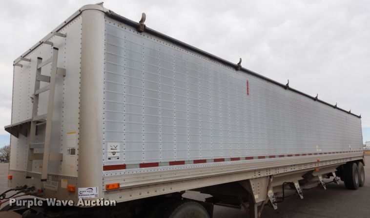 image for item DG5848 1996 Wilson DWCH100 double hopper bottom conversion grain trailer