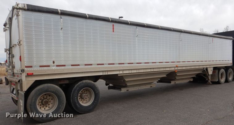 image for item DG5848 1996 Wilson DWCH100 double hopper bottom conversion grain trailer