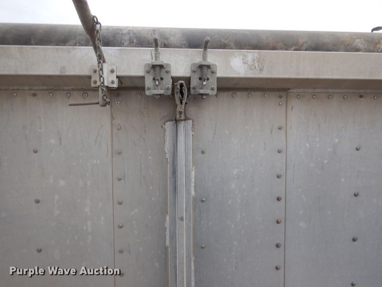 image for item DG5848 1996 Wilson DWCH100 double hopper bottom conversion grain trailer