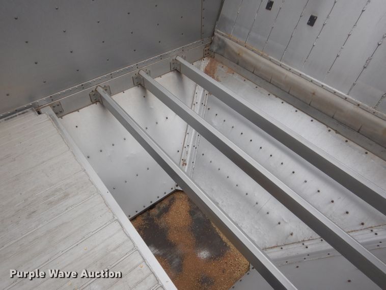 image for item DG5848 1996 Wilson DWCH100 double hopper bottom conversion grain trailer