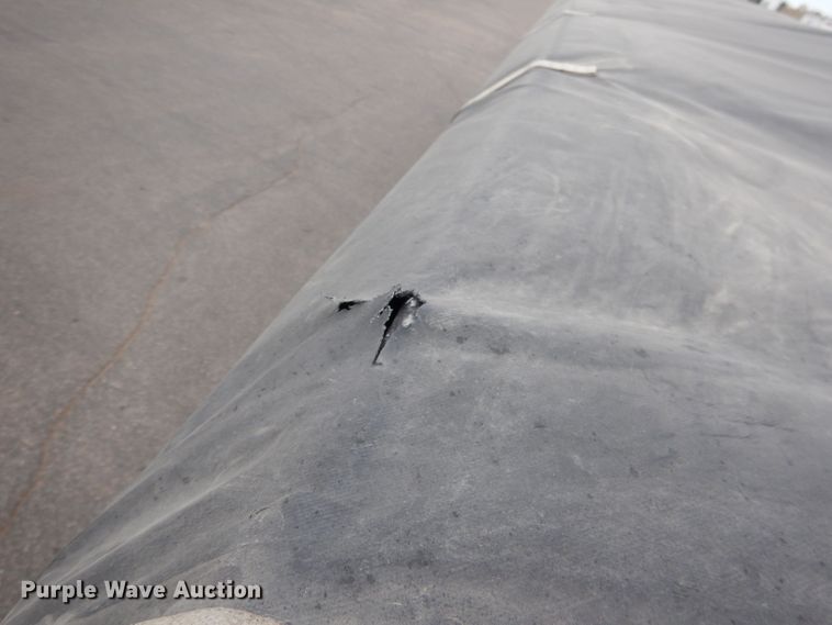 image for item DG5848 1996 Wilson DWCH100 double hopper bottom conversion grain trailer