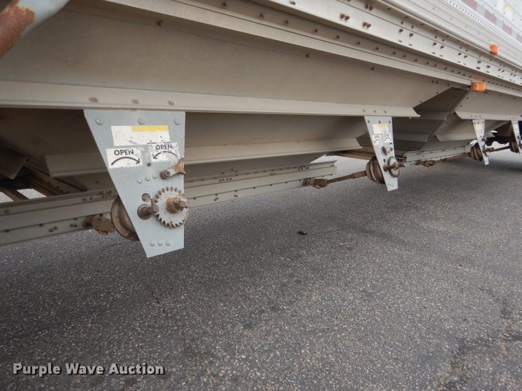image for item DG5848 1996 Wilson DWCH100 double hopper bottom conversion grain trailer