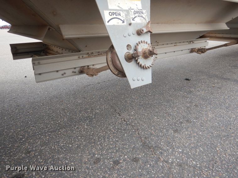 image for item DG5848 1996 Wilson DWCH100 double hopper bottom conversion grain trailer