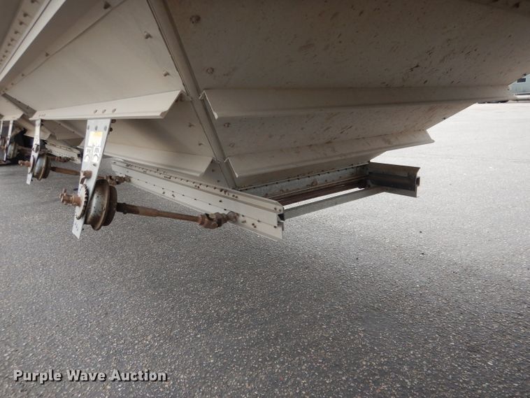 image for item DG5848 1996 Wilson DWCH100 double hopper bottom conversion grain trailer