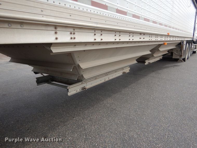 image for item DG5848 1996 Wilson DWCH100 double hopper bottom conversion grain trailer