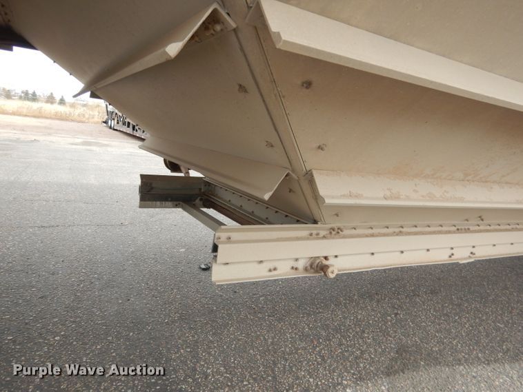 image for item DG5848 1996 Wilson DWCH100 double hopper bottom conversion grain trailer
