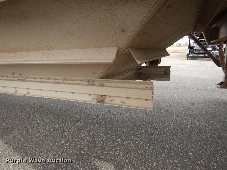 image for item DG5848 1996 Wilson DWCH100 double hopper bottom conversion grain trailer
