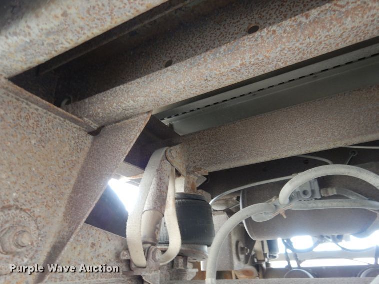 image for item DG5848 1996 Wilson DWCH100 double hopper bottom conversion grain trailer