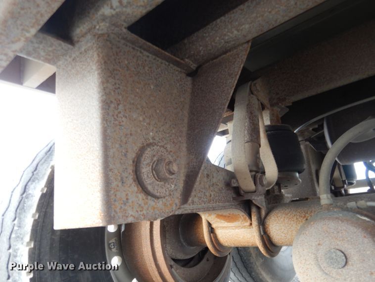 image for item DG5848 1996 Wilson DWCH100 double hopper bottom conversion grain trailer