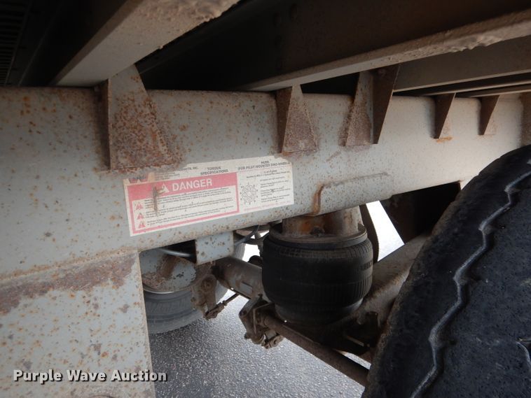 image for item DG5848 1996 Wilson DWCH100 double hopper bottom conversion grain trailer