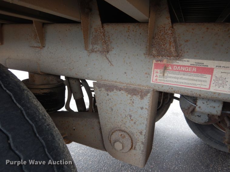 image for item DG5848 1996 Wilson DWCH100 double hopper bottom conversion grain trailer