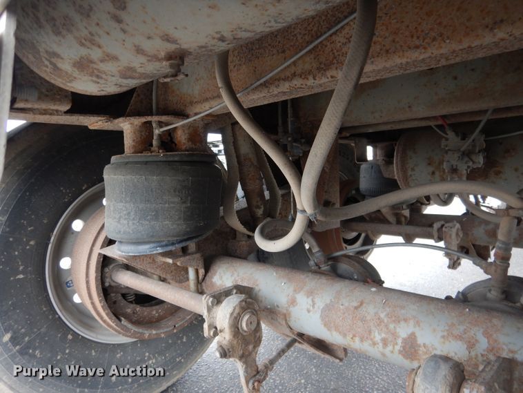 image for item DG5848 1996 Wilson DWCH100 double hopper bottom conversion grain trailer