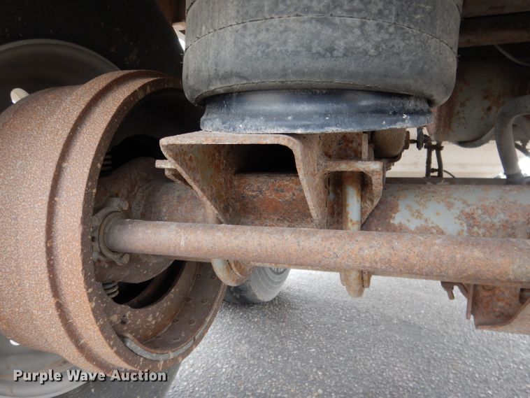 image for item DG5848 1996 Wilson DWCH100 double hopper bottom conversion grain trailer