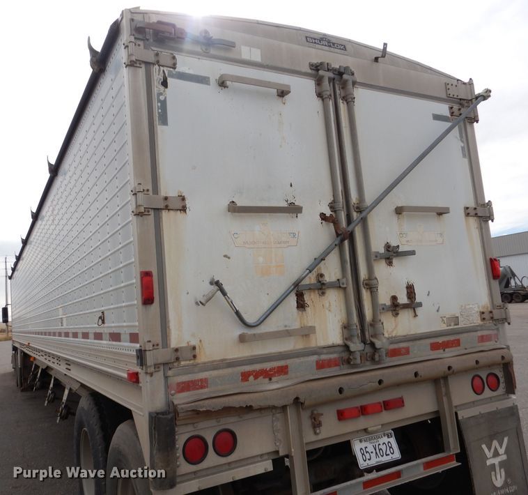 image for item DG5848 1996 Wilson DWCH100 double hopper bottom conversion grain trailer