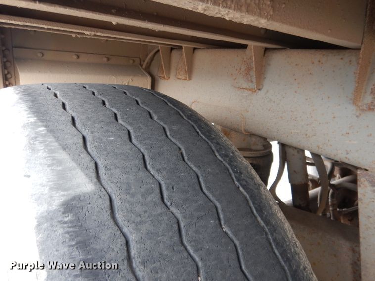 image for item DG5848 1996 Wilson DWCH100 double hopper bottom conversion grain trailer