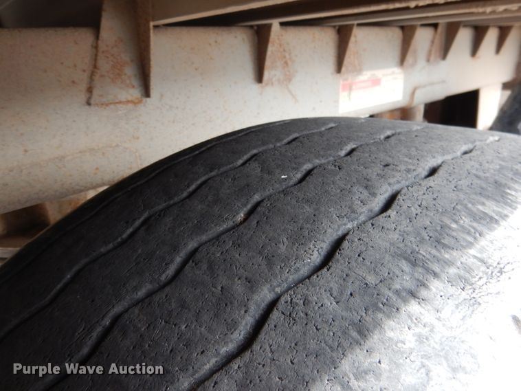 image for item DG5848 1996 Wilson DWCH100 double hopper bottom conversion grain trailer