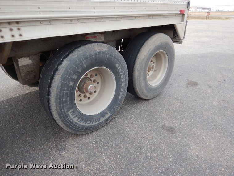 image for item DG5848 1996 Wilson DWCH100 double hopper bottom conversion grain trailer