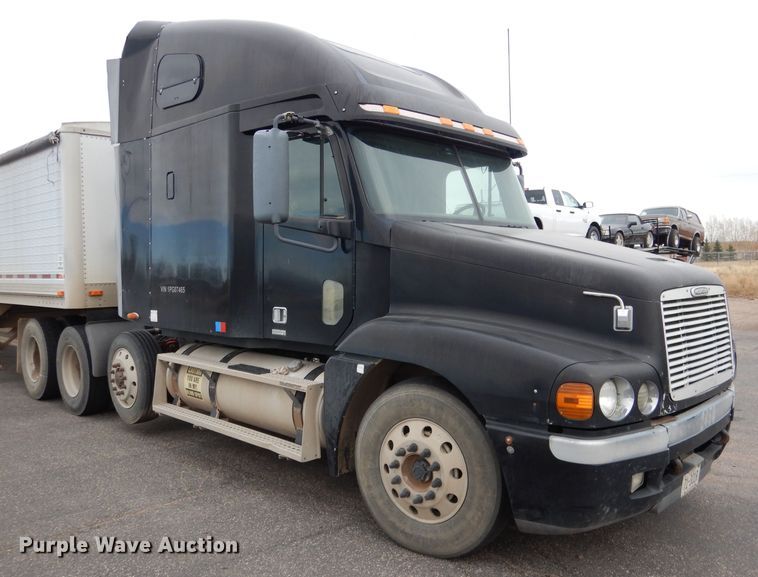 image for item DG5849 2001 Freightliner Century Class semi truck