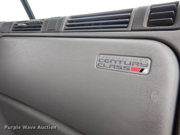 image for item DG5849 2001 Freightliner Century Class semi truck