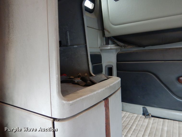 image for item DG5849 2001 Freightliner Century Class semi truck