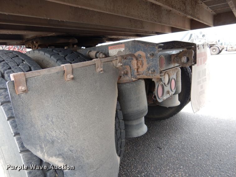 image for item DG5849 2001 Freightliner Century Class semi truck