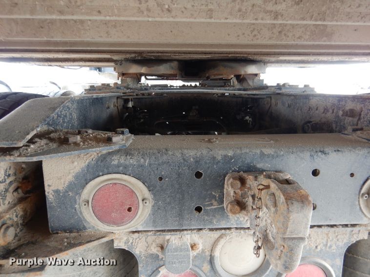 image for item DG5849 2001 Freightliner Century Class semi truck