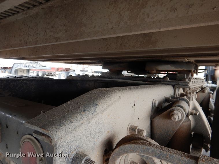 image for item DG5849 2001 Freightliner Century Class semi truck