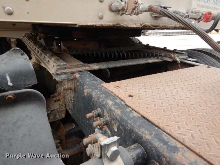 image for item DG5849 2001 Freightliner Century Class semi truck