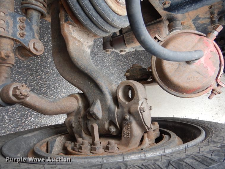 image for item DG5849 2001 Freightliner Century Class semi truck