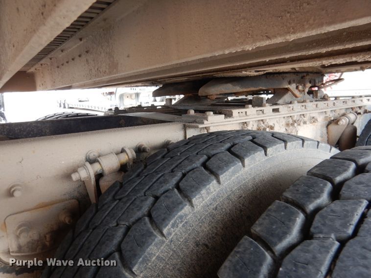 image for item DG5849 2001 Freightliner Century Class semi truck