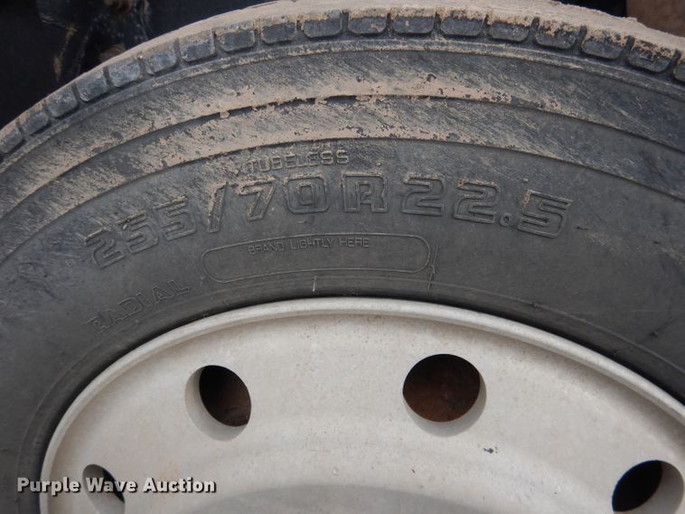 image for item DG5849 2001 Freightliner Century Class semi truck