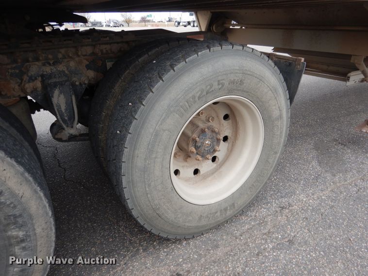 image for item DG5849 2001 Freightliner Century Class semi truck