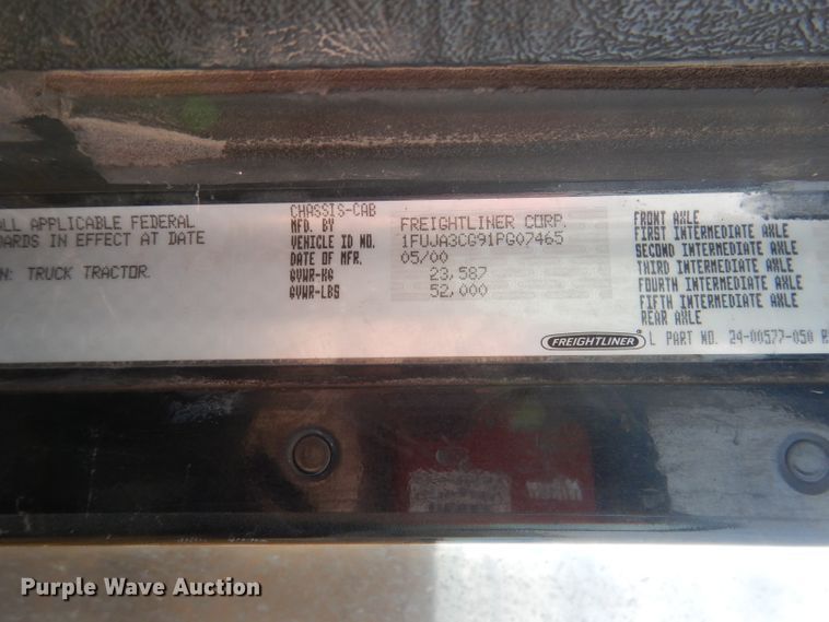 image for item DG5849 2001 Freightliner Century Class semi truck