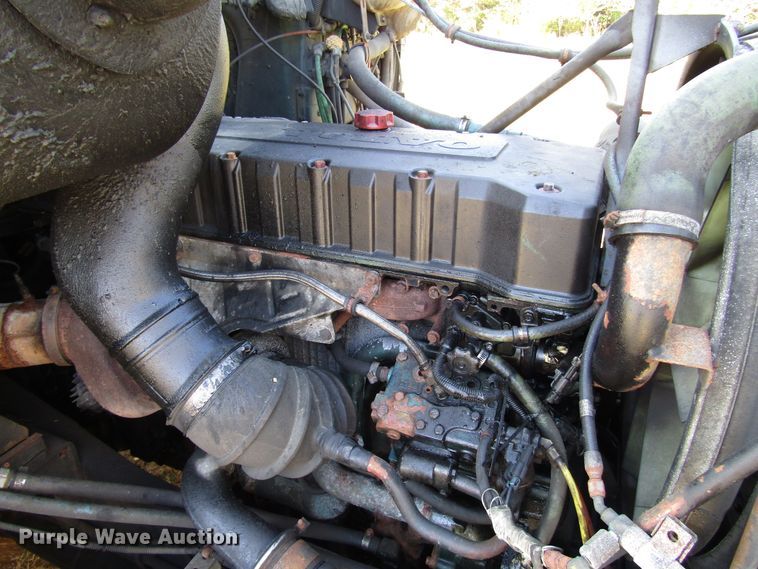 image for item DG6508 1997 Volvo WIA semi truck