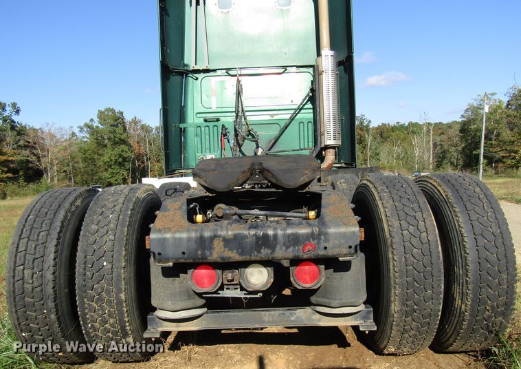 image for item DG6508 1997 Volvo WIA semi truck